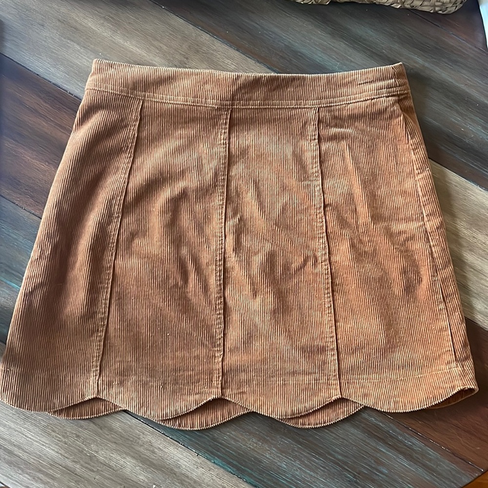 Tan/brown corduroy skirt